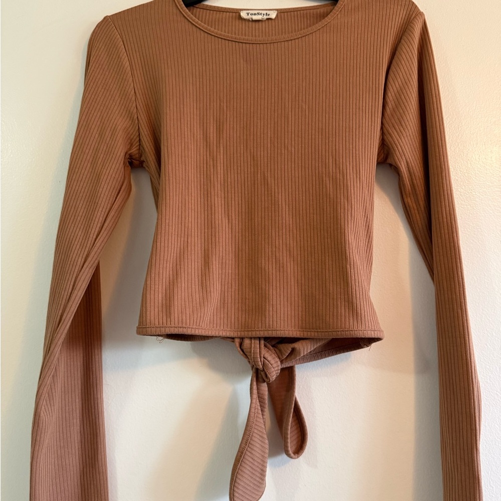 Ribbed Long Sleeve Top with Tie in Back in Brown